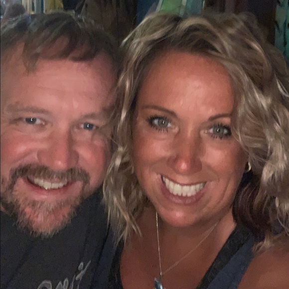 Meet your Posher, Chrissy - Picture 2 of 2